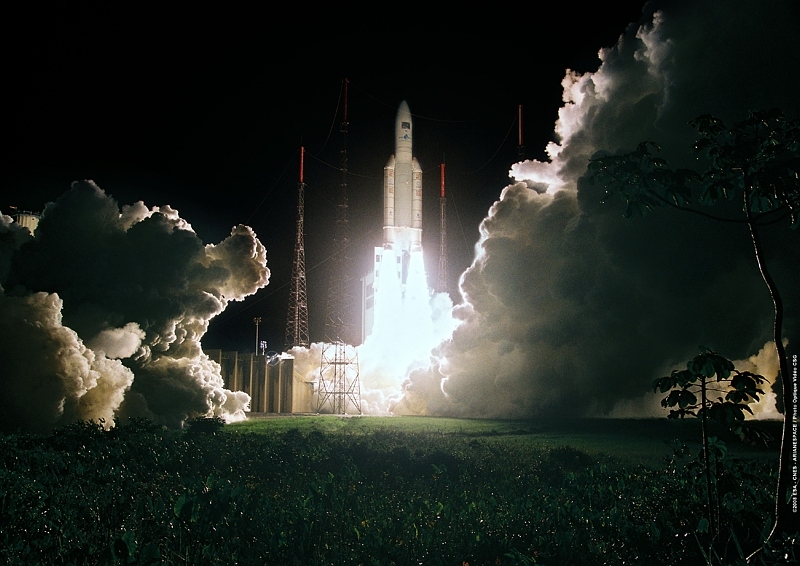Décollage d&#039;Ariane 5 mercredi 16 février à 22h50 (heure de Paris). Crédits : ESA/CNES/Arianespace.